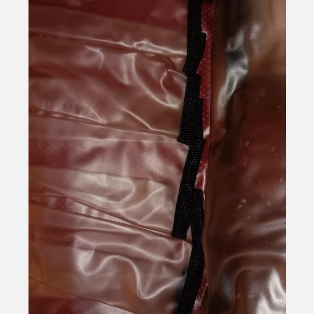 Red Ricardo Beverly Hills toiletry bag - Picture 7 of 10